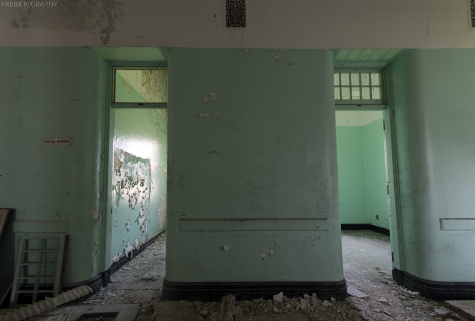 Abandoned insane asylum photography