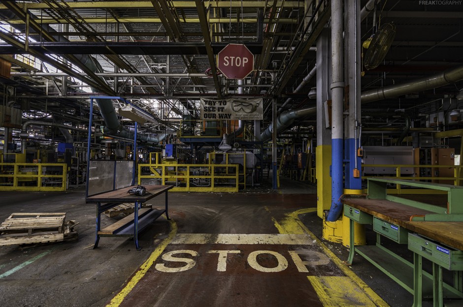 St Catharines GM Plant Industrial Urban Exploration of an abandoned automotive plant