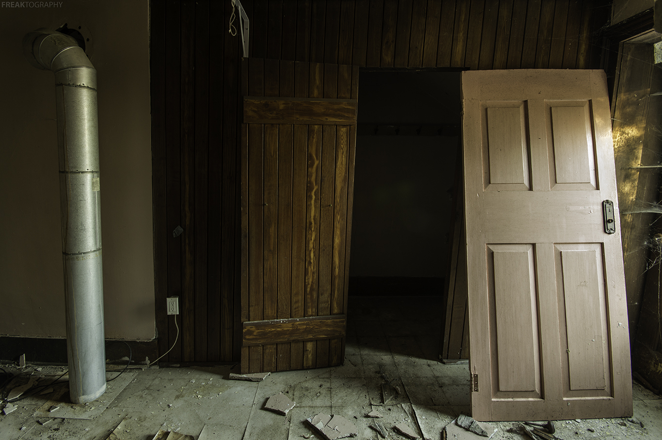 A simple scene found in an abandoned house.