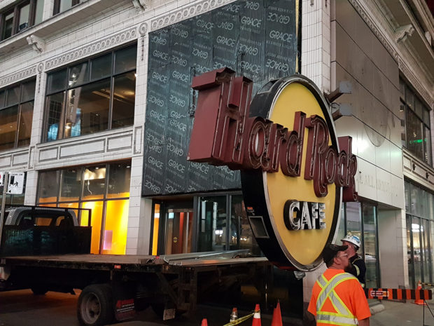 Freaktography Hard Rock Cafe Toronto Sign Removal