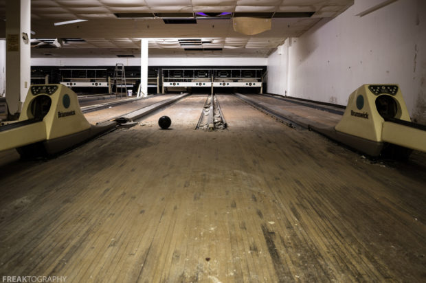 Freaktography, abandoned, abandoned bowling, abandoned bowling alley, abandoned photography, abandoned places, abandoned pool hall, bowling alley, creepy, decay, derelict, haunted, haunted places, photography, pool tables, urban exploration, urban exploration photography, urban explorer, urban exploring