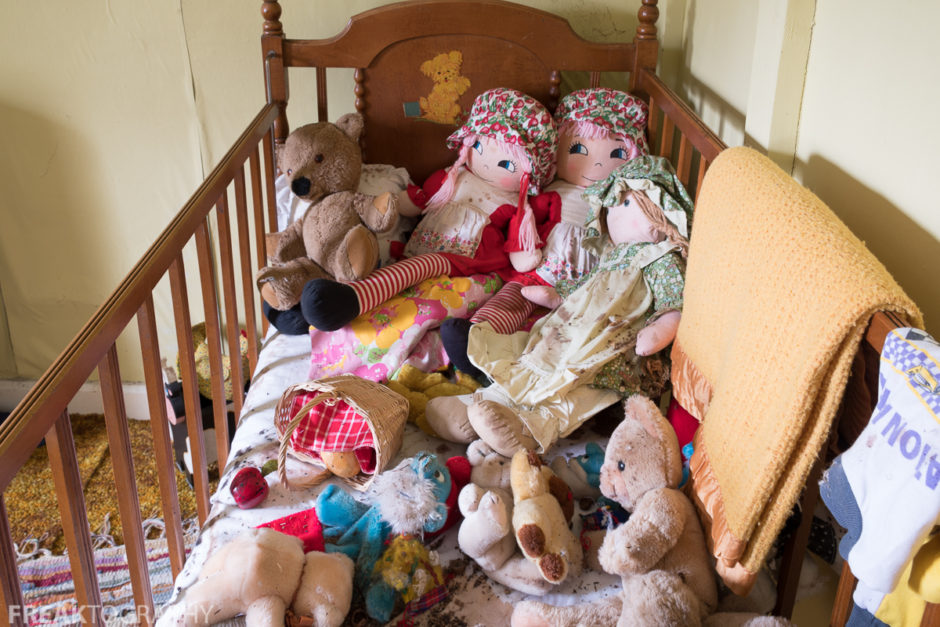 Creepy Dolls Abandoned Time Capsule House Urban exploring