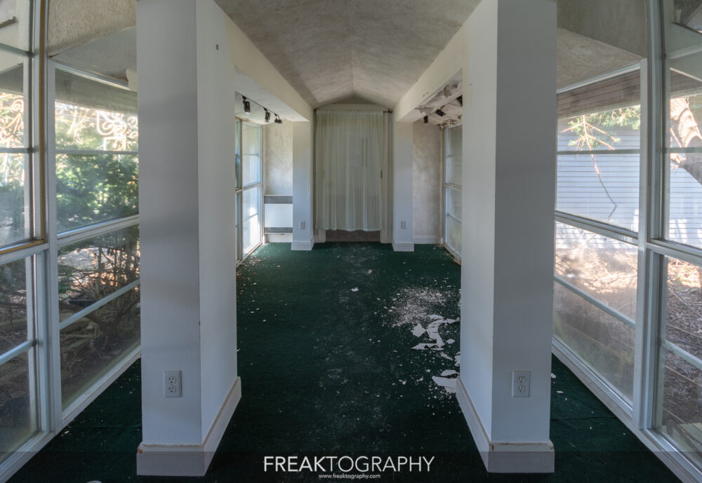 Abandoned Time Capsule Mansion The Twilight Zone Mansion