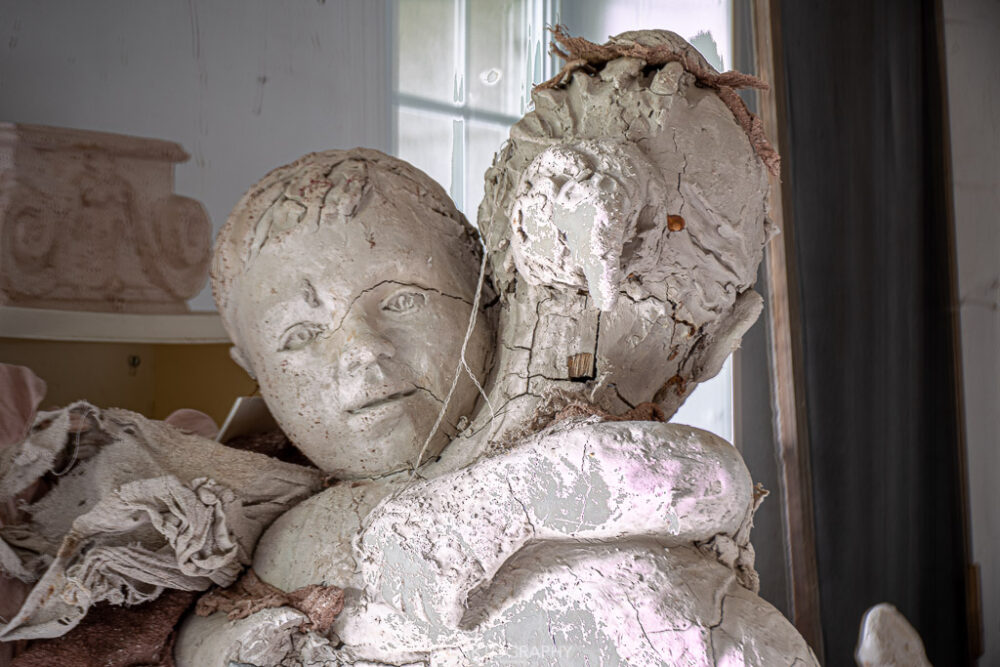 abandoned sculpture artists house