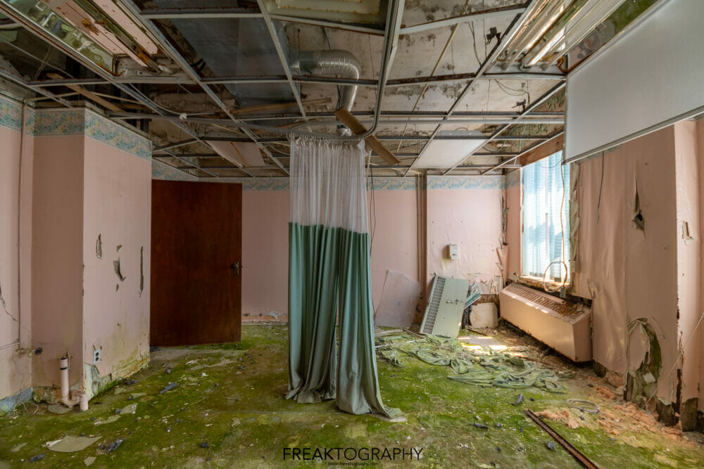 Abandoned St Josephs Hospital Parry Sound Urban Exploring Photography
