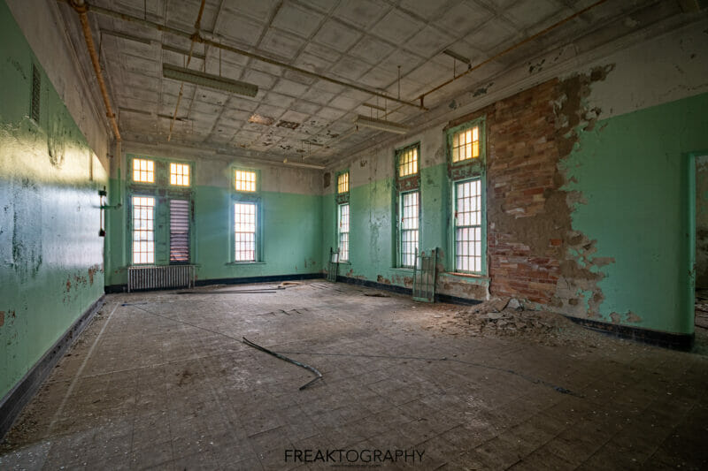 Abandoned State Asylum for the Insane | FREAKTOGRAPHY