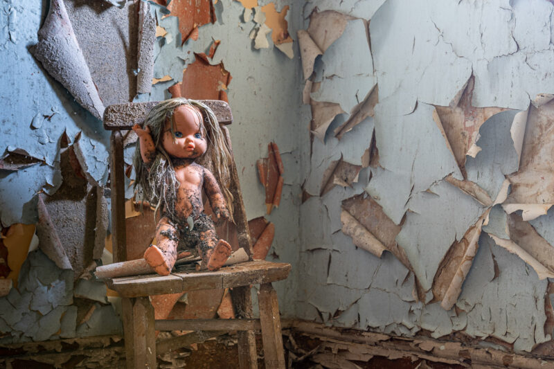abandoned house of retro toys 2020