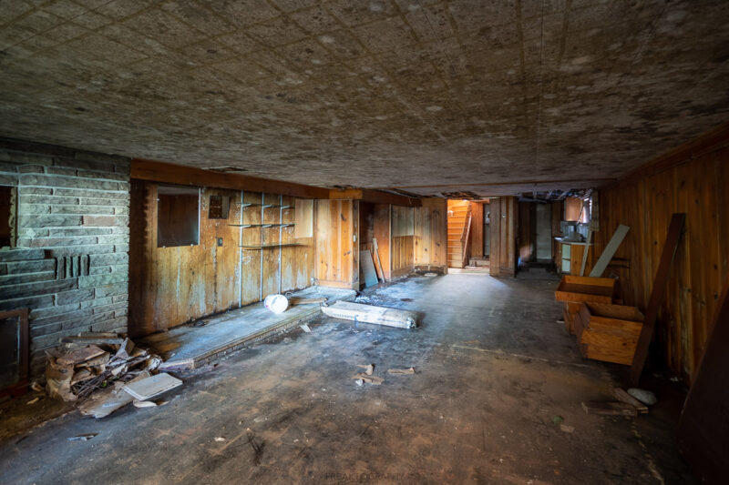 abandoned 1970s mansion