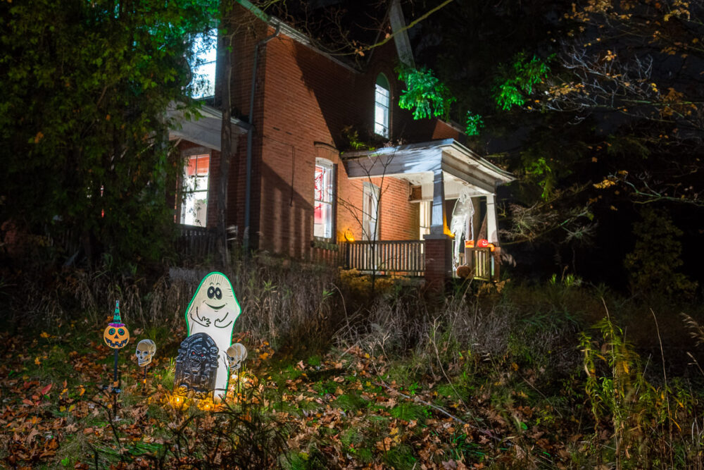 abandoned halloween haunted house lume cube