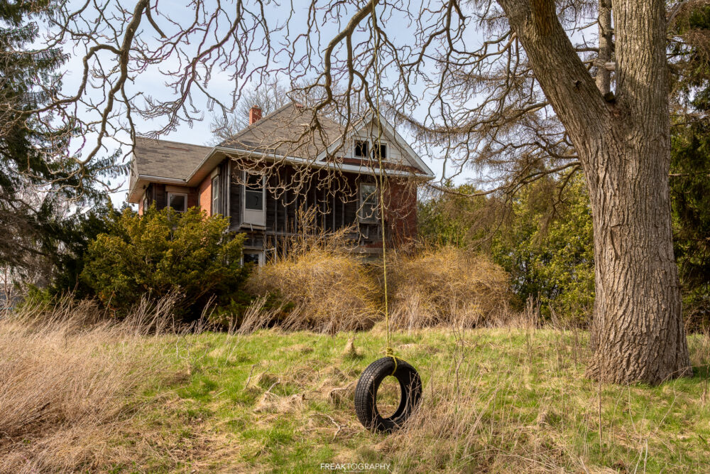 Incredible Creepy Abandoned House