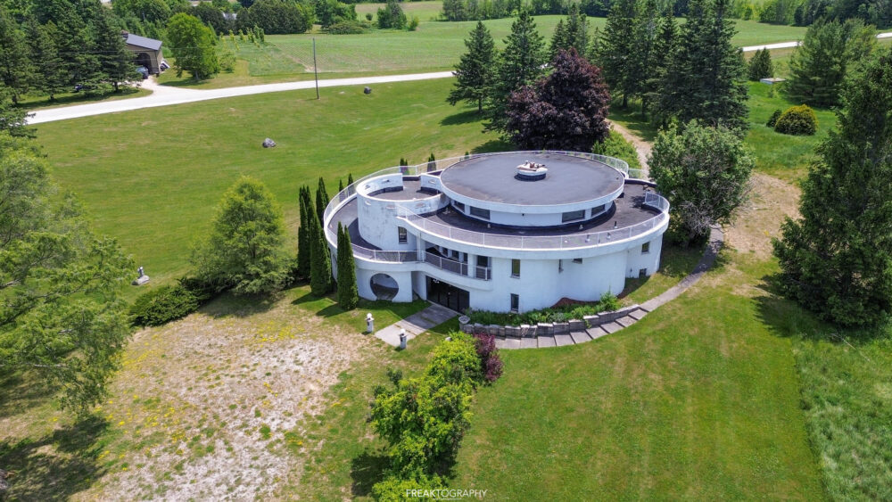 Abandoned Hallelujah Acres and Shouldice Mansion