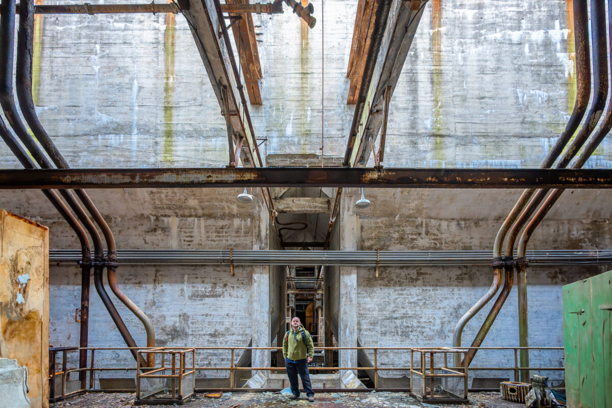 self portrait in a abandoned power plant