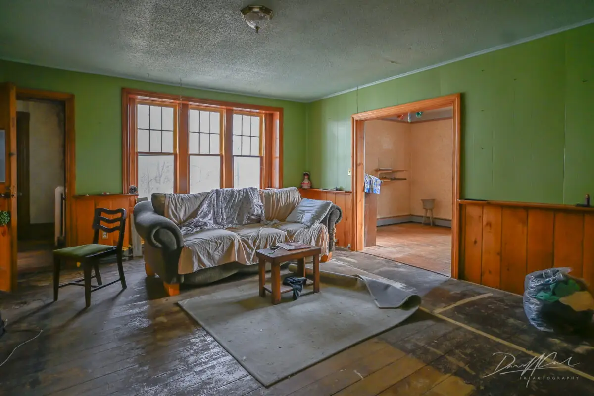 175 Year Old Abandoned Time Capsule House