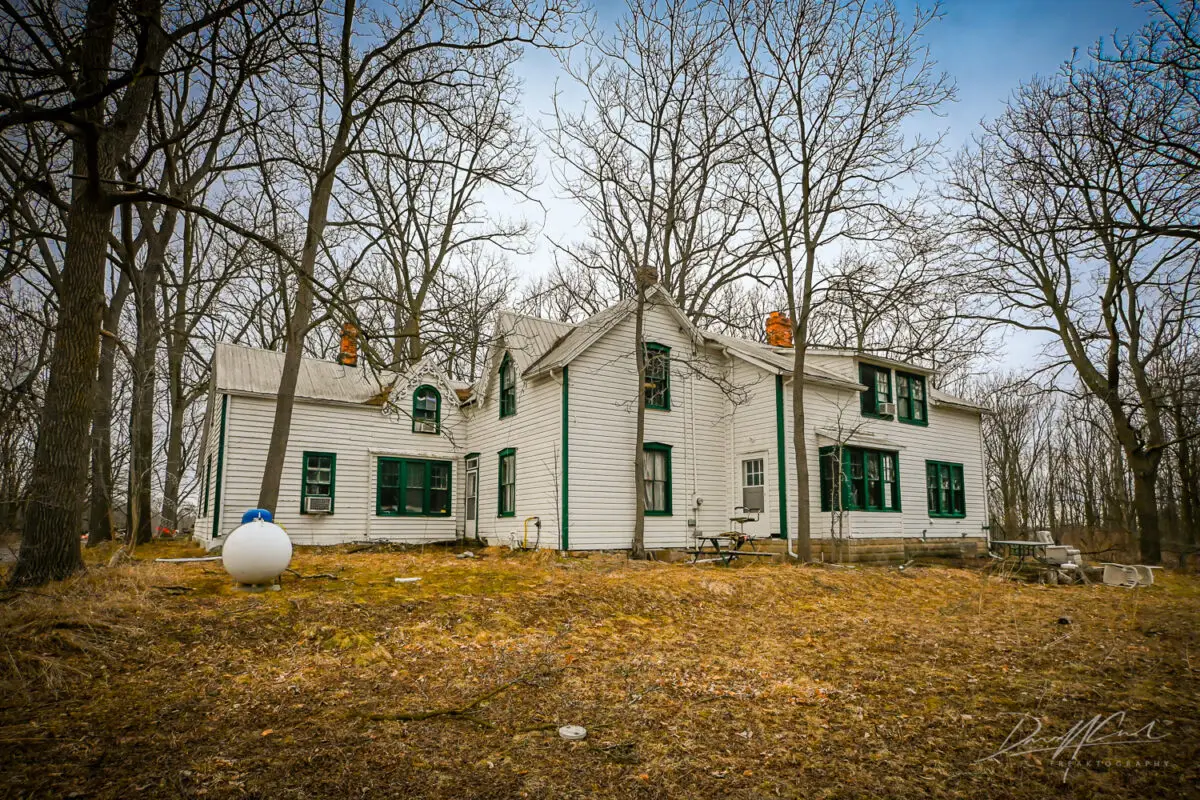 175 Year Old Abandoned Time Capsule House