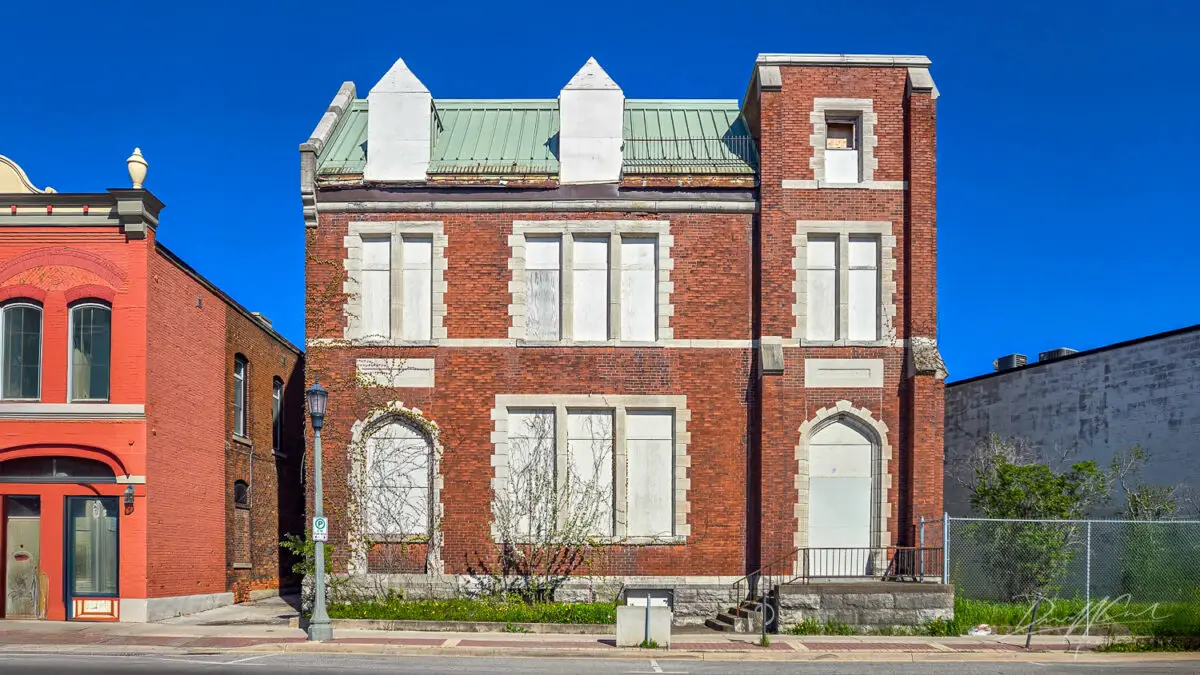 Creepy ABANDONED 125 Year Old Federal Customs and Postal Building