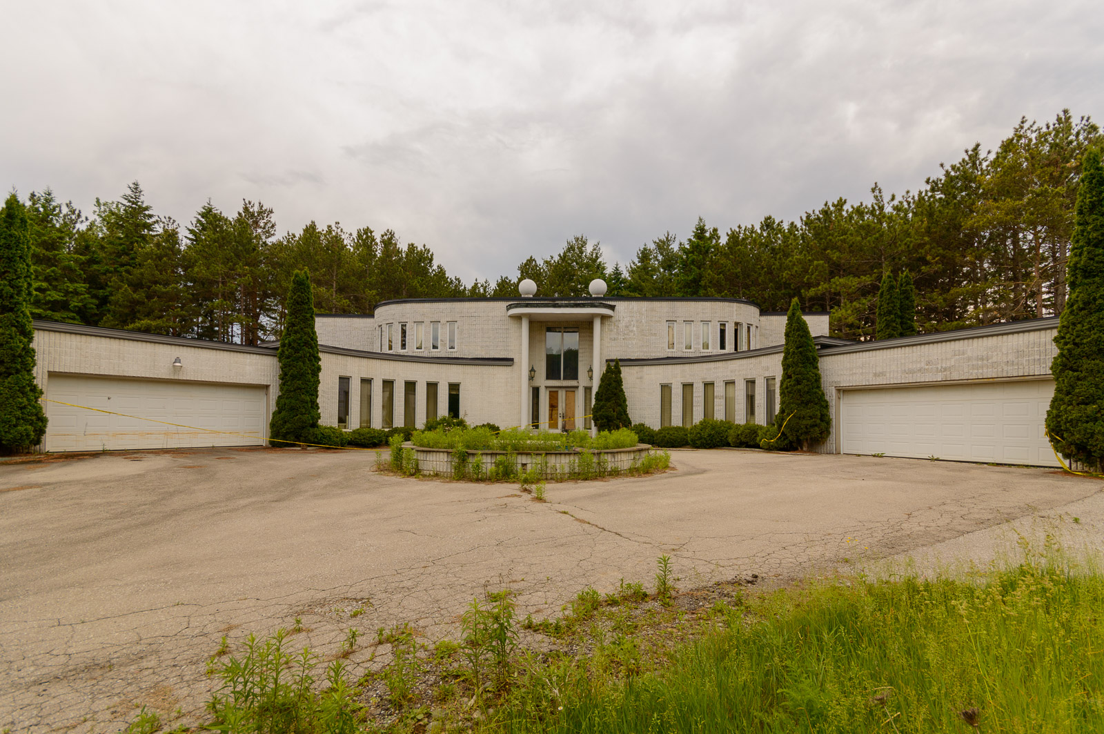 Abandoned Grow Op Mansion, King City Ontario