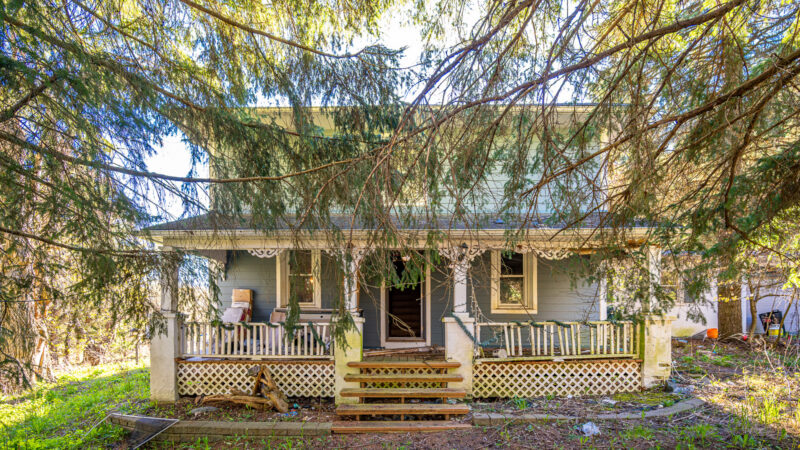 Abandoned House on the Chris Sky Property, King City Ontario